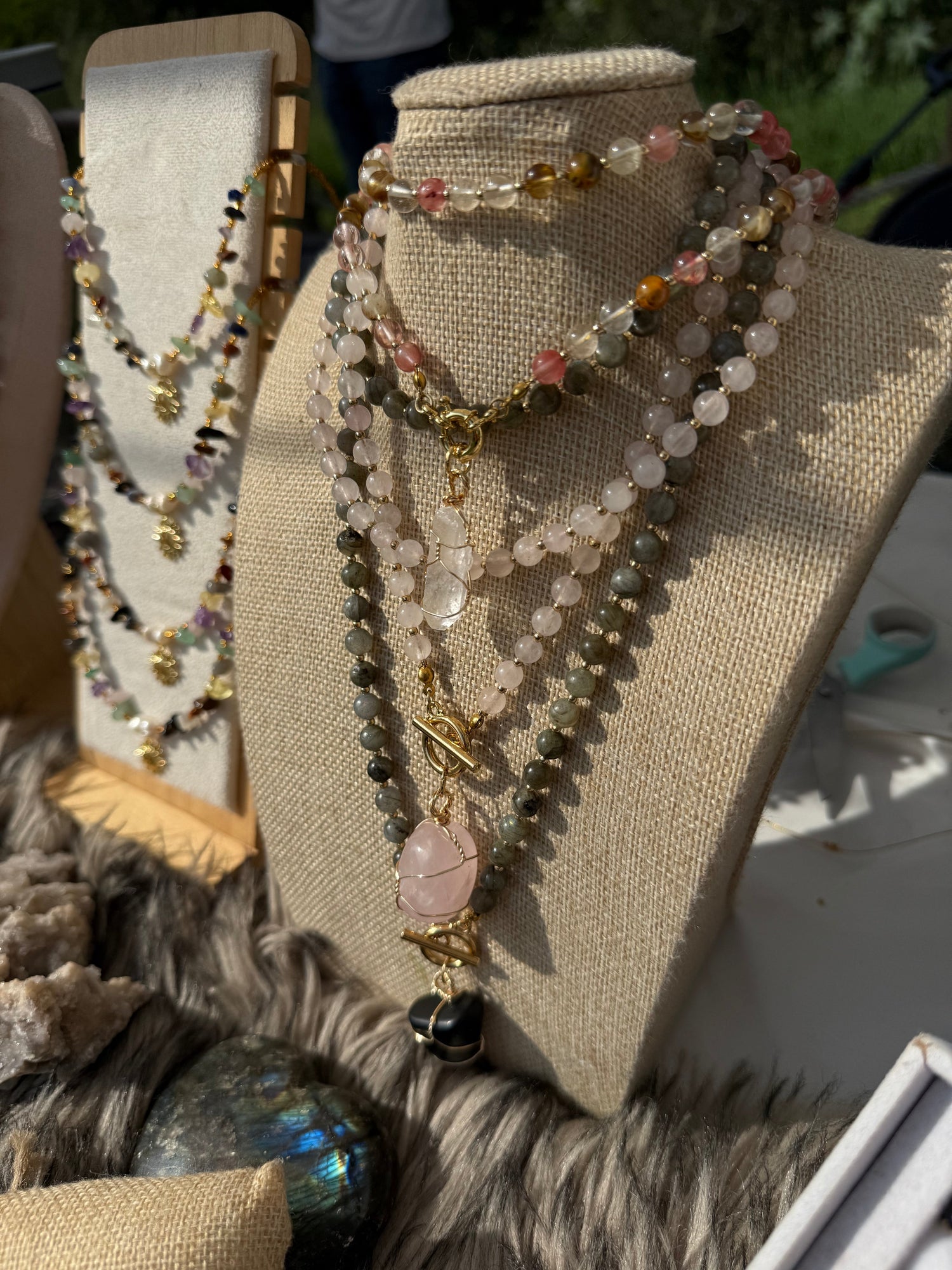 Collares